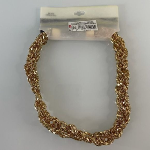 NWT From Target, Large Twisted Gold Chain Women’s Necklaces - Picture 5 of 7